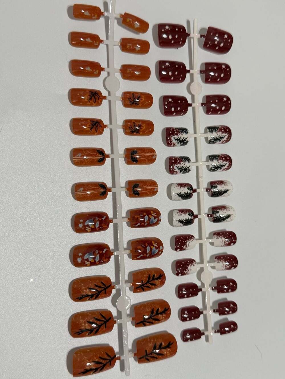 Generic Fall And Winter Press On Nails Set